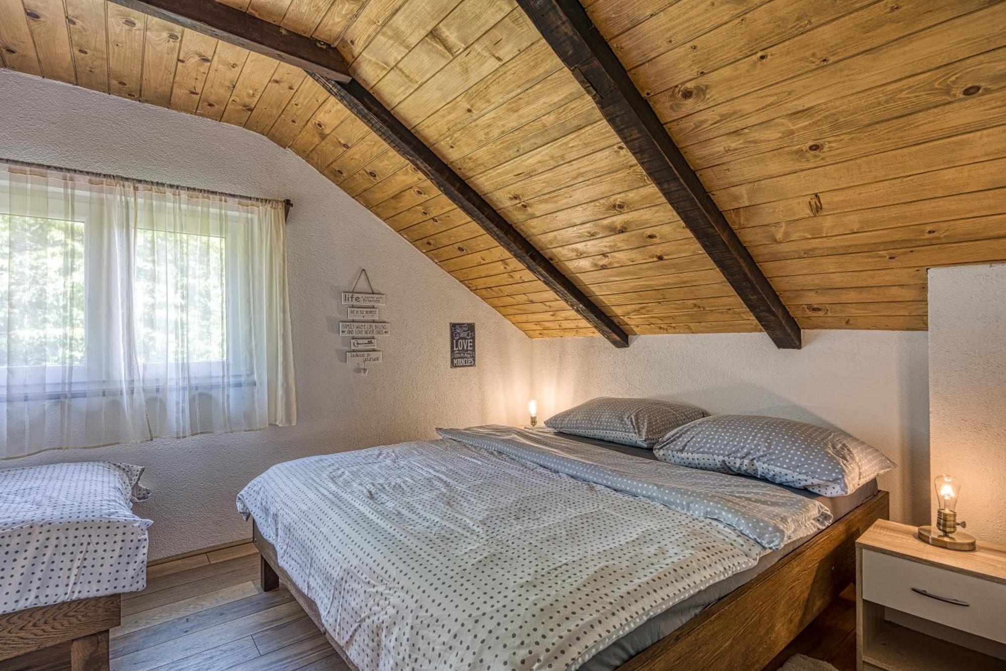Holiday Home Primus Jastrebarsko Exterior foto